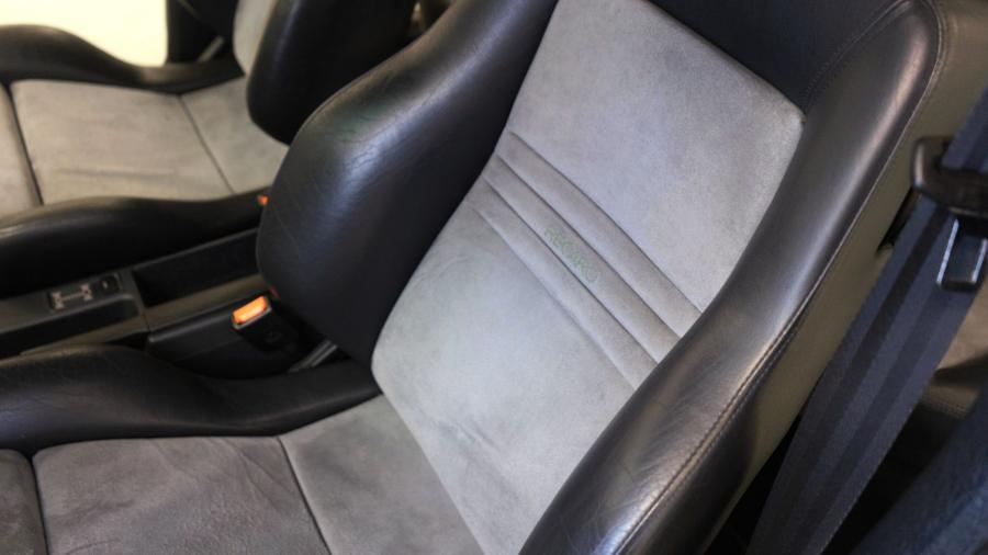 Детали интерьера Audi RS2 (8C, B4) 1994 года  (EU) (фото 83 из 150)